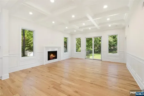 13 Harding Place Livingston NJ 07039