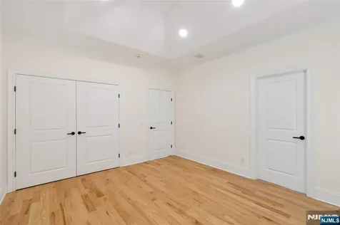 13 Harding Place Livingston NJ 07039