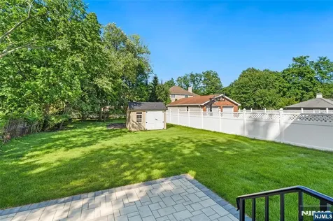 13 Harding Place Livingston NJ 07039