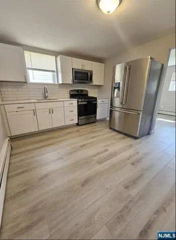 15 Dell Glen Avenue Lodi NJ 07644