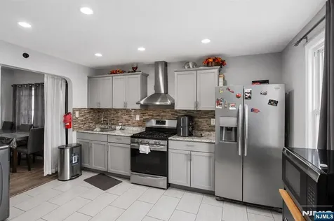 66 President Street Passaic NJ 07055