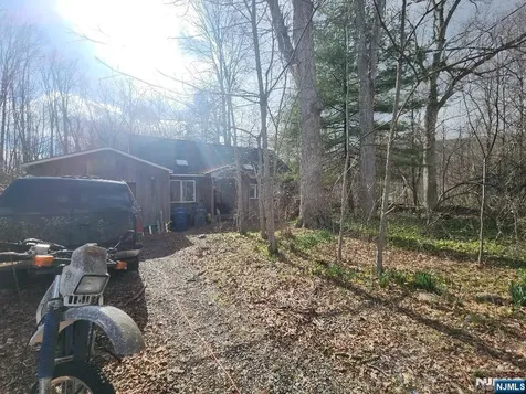 15 Marigold Road Vernon NJ 07418
