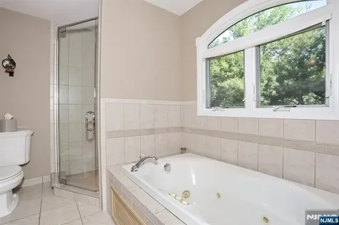 620 Ridgewood Road Twp Of Washington NJ 07676