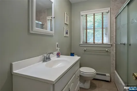 12 Waibel Drive Allendale NJ 07401