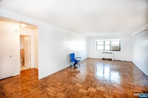 208 Anderson Street Hackensack NJ 07601