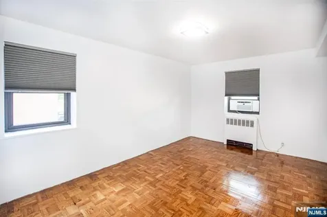 208 Anderson Street Hackensack NJ 07601