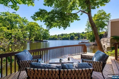 5 Sewell Road West Milford NJ 07480
