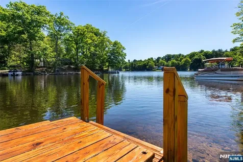 5 Sewell Road West Milford NJ 07480