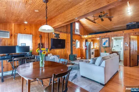 5 Sewell Road West Milford NJ 07480
