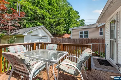 489 Maple Avenue Teaneck NJ 07666
