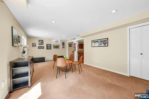72 Agawam Drive Wayne NJ 07470