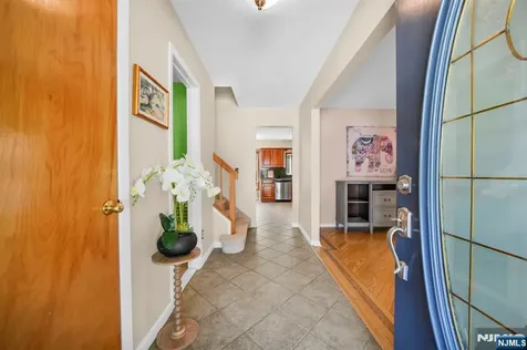72 Agawam Drive Wayne NJ 07470