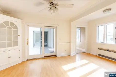 22 Serafin Place Glen Rock NJ 07452