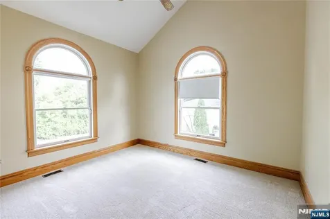22 Serafin Place Glen Rock NJ 07452