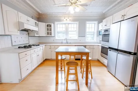 22 Serafin Place Glen Rock NJ 07452