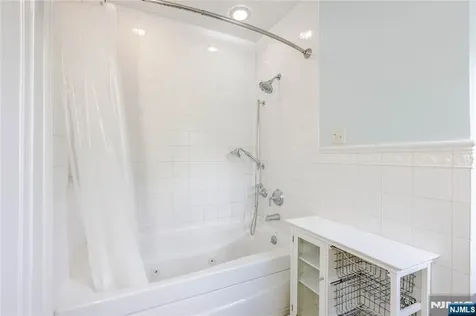 22 Serafin Place Glen Rock NJ 07452