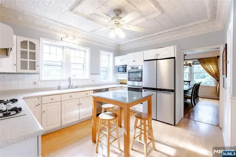 22 Serafin Place Glen Rock NJ 07452