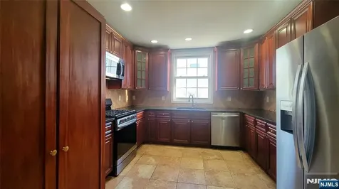 96 Westside Avenue Bergenfield NJ 07621