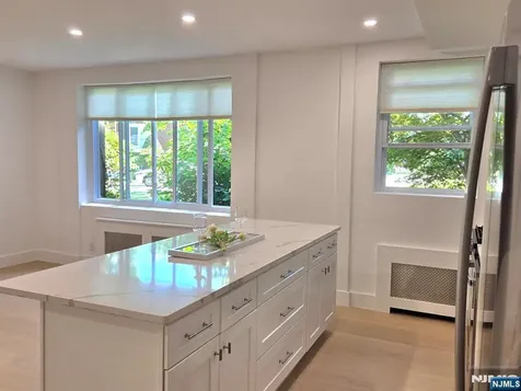 2345 Linwood Avenue Fort Lee NJ 07024