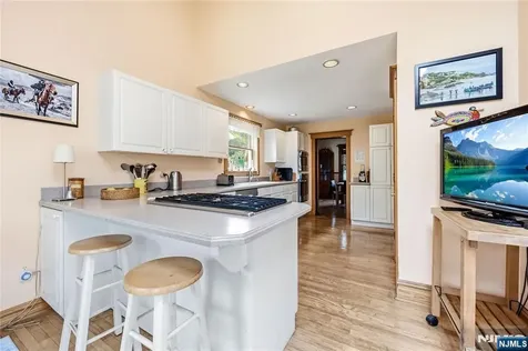 176 Woodward Avenue Rutherford NJ 07070