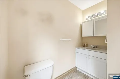 176 Woodward Avenue Rutherford NJ 07070