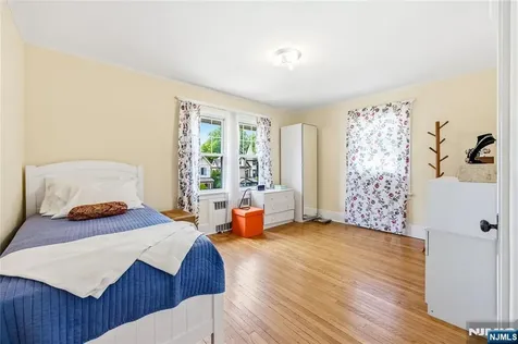 176 Woodward Avenue Rutherford NJ 07070
