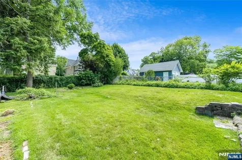 176 Woodward Avenue Rutherford NJ 07070