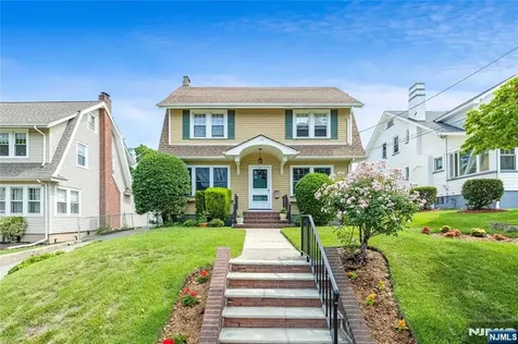 176 Woodward Avenue Rutherford NJ 07070