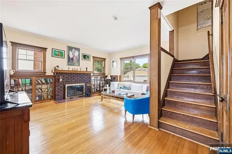 176 Woodward Avenue Rutherford NJ 07070