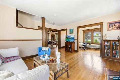 176 Woodward Avenue Rutherford NJ 07070