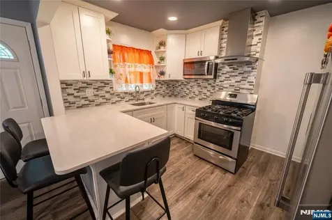 42 Telford Street East Orange NJ 07018