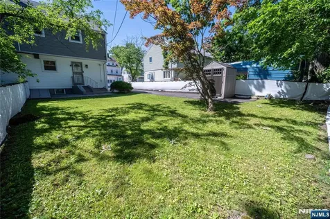 42 Telford Street East Orange NJ 07018