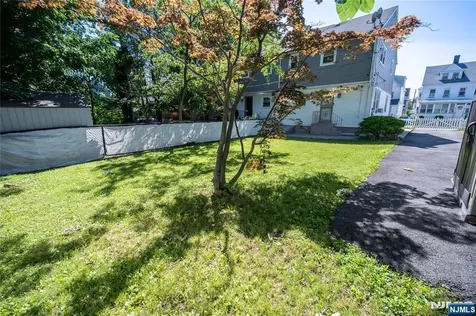 42 Telford Street East Orange NJ 07018