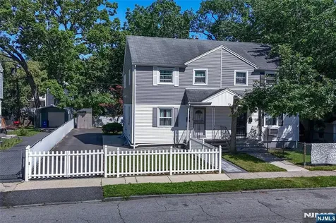 42 Telford Street East Orange NJ 07018