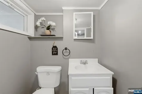 47 Gionti Place North Haledon NJ 07508