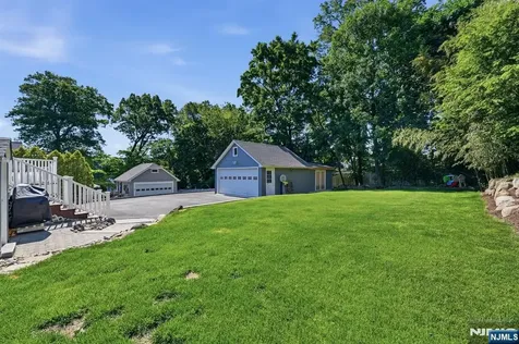 47 Gionti Place North Haledon NJ 07508