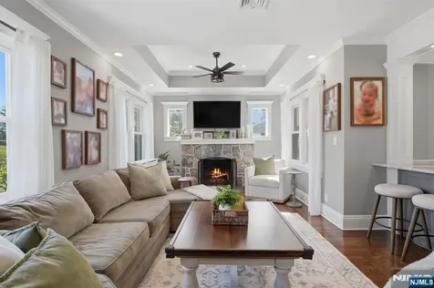 47 Gionti Place North Haledon NJ 07508