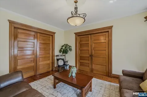 42 Rossmore Place Belleville NJ 07109