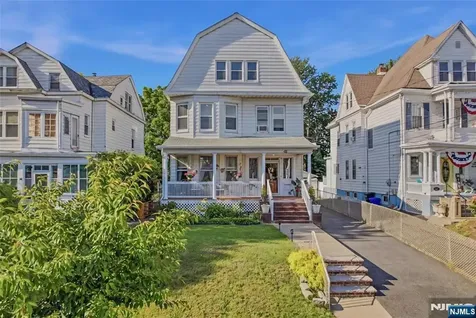 42 Rossmore Place Belleville NJ 07109