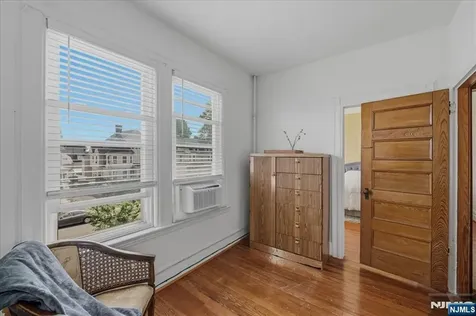 42 Rossmore Place Belleville NJ 07109