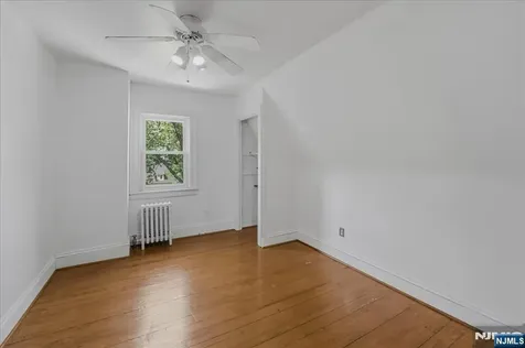 42 Rossmore Place Belleville NJ 07109