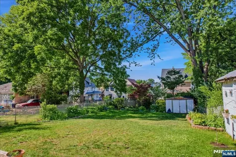 42 Rossmore Place Belleville NJ 07109