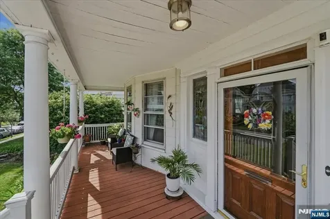 42 Rossmore Place Belleville NJ 07109