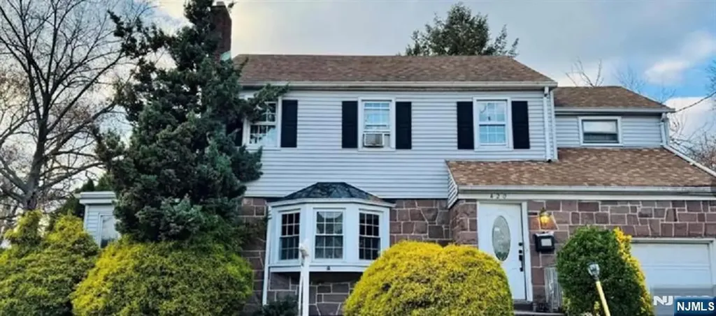 419-421 19th Avenue Paterson NJ 07504