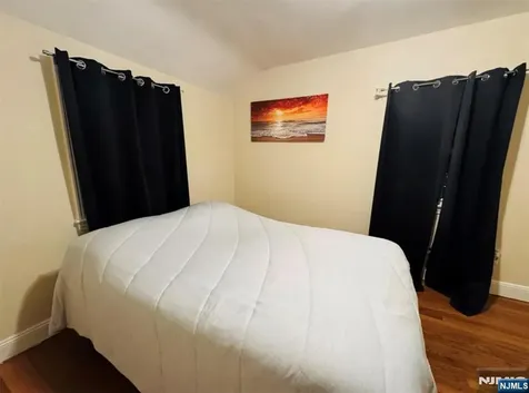 419-421 19th Avenue Paterson NJ 07504