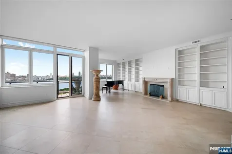 100 Carlyle Drive Cliffside Park NJ 07010
