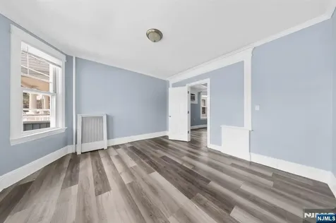 16 Madison Avenue Clifton NJ 07011