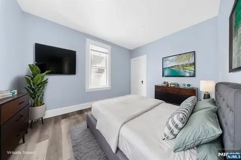 16 Madison Avenue Clifton NJ 07011