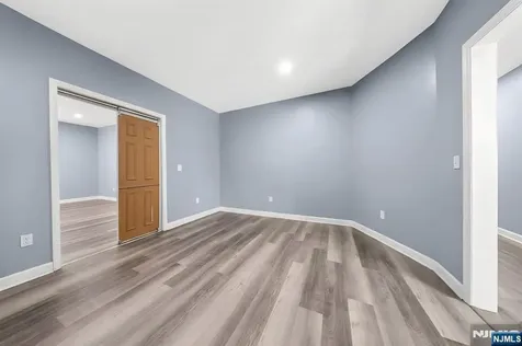16 Madison Avenue Clifton NJ 07011