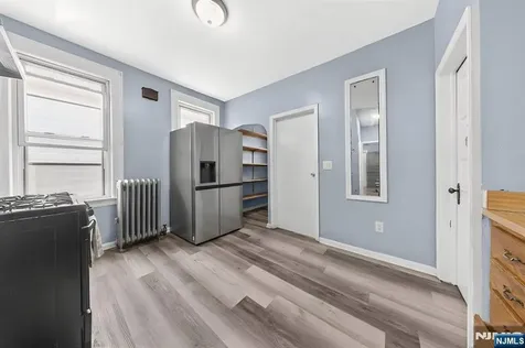 16 Madison Avenue Clifton NJ 07011
